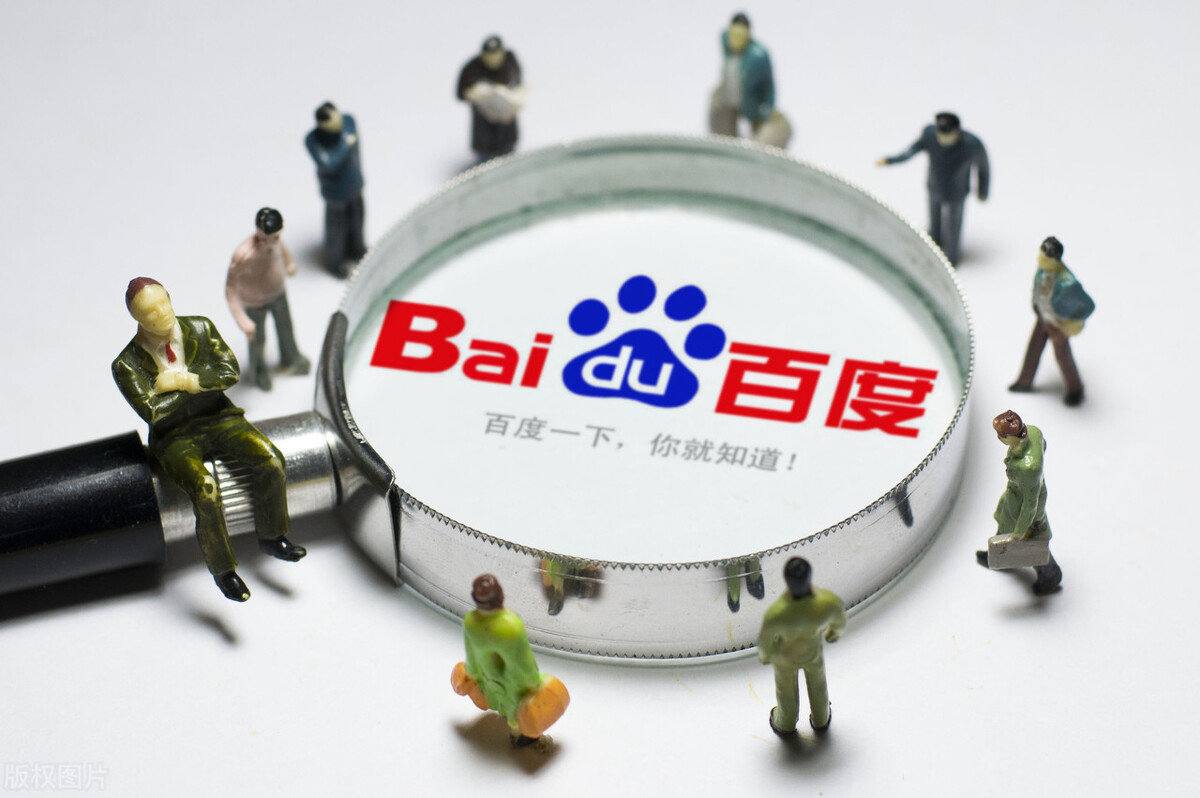 易烊千玺毕业照